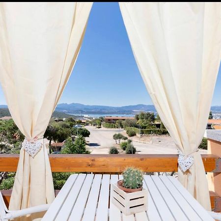 Casa Sharon Appartamento Vista Mare Ad Olbia Luaran gambar
