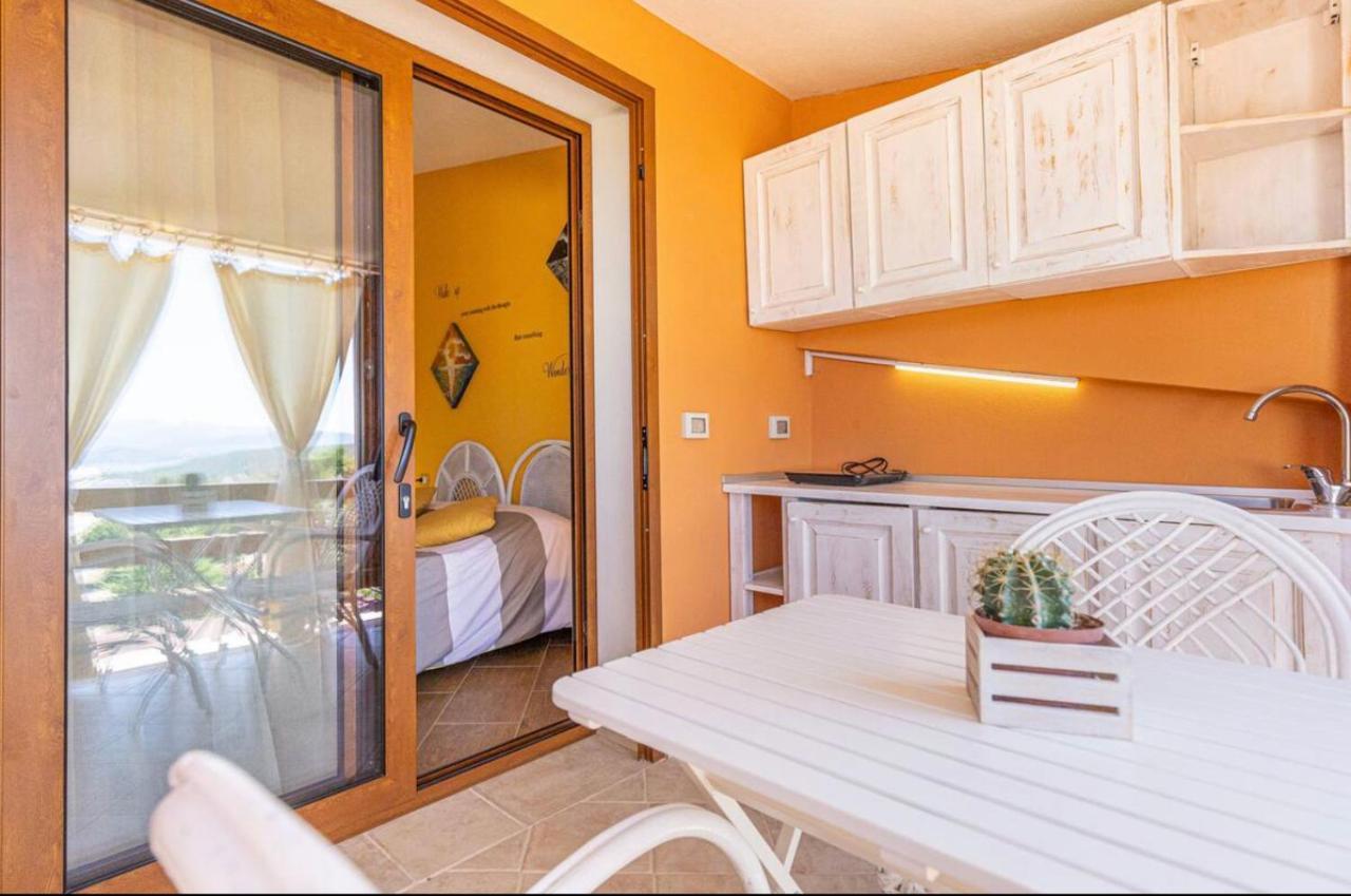 Casa Sharon Appartamento Vista Mare Ad Olbia Luaran gambar