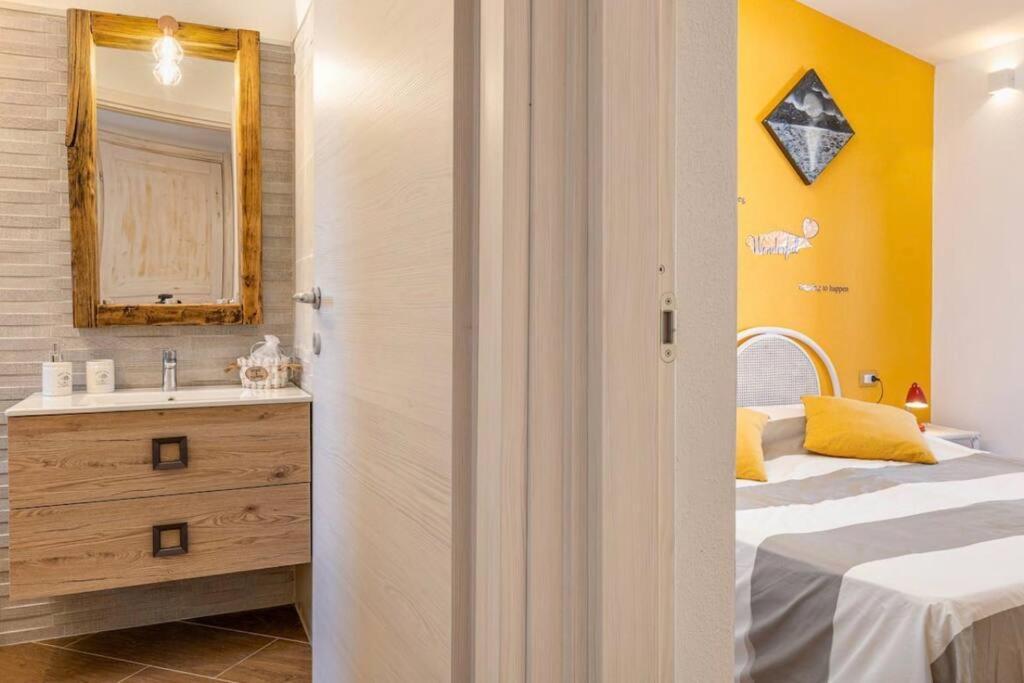 Casa Sharon Appartamento Vista Mare Ad Olbia Luaran gambar